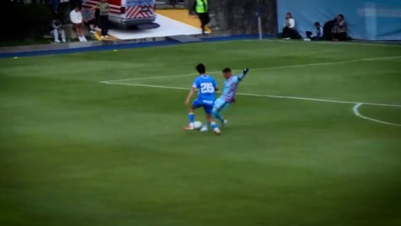 Malagón comete 'oso', pero América se impone a Cruz Azul en la Sub-21