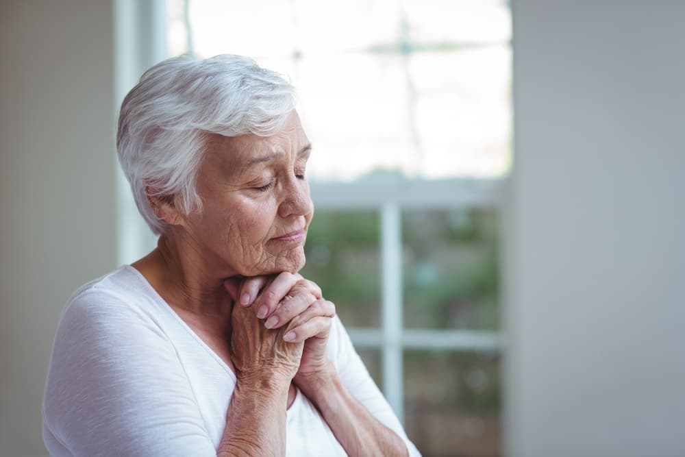 <i>"Quiero que el fuego de este carbón arda con luz sagrada y que la gracia de Dios se conserve para siempre y que mi casa o negocio quede bendecido..."</i>