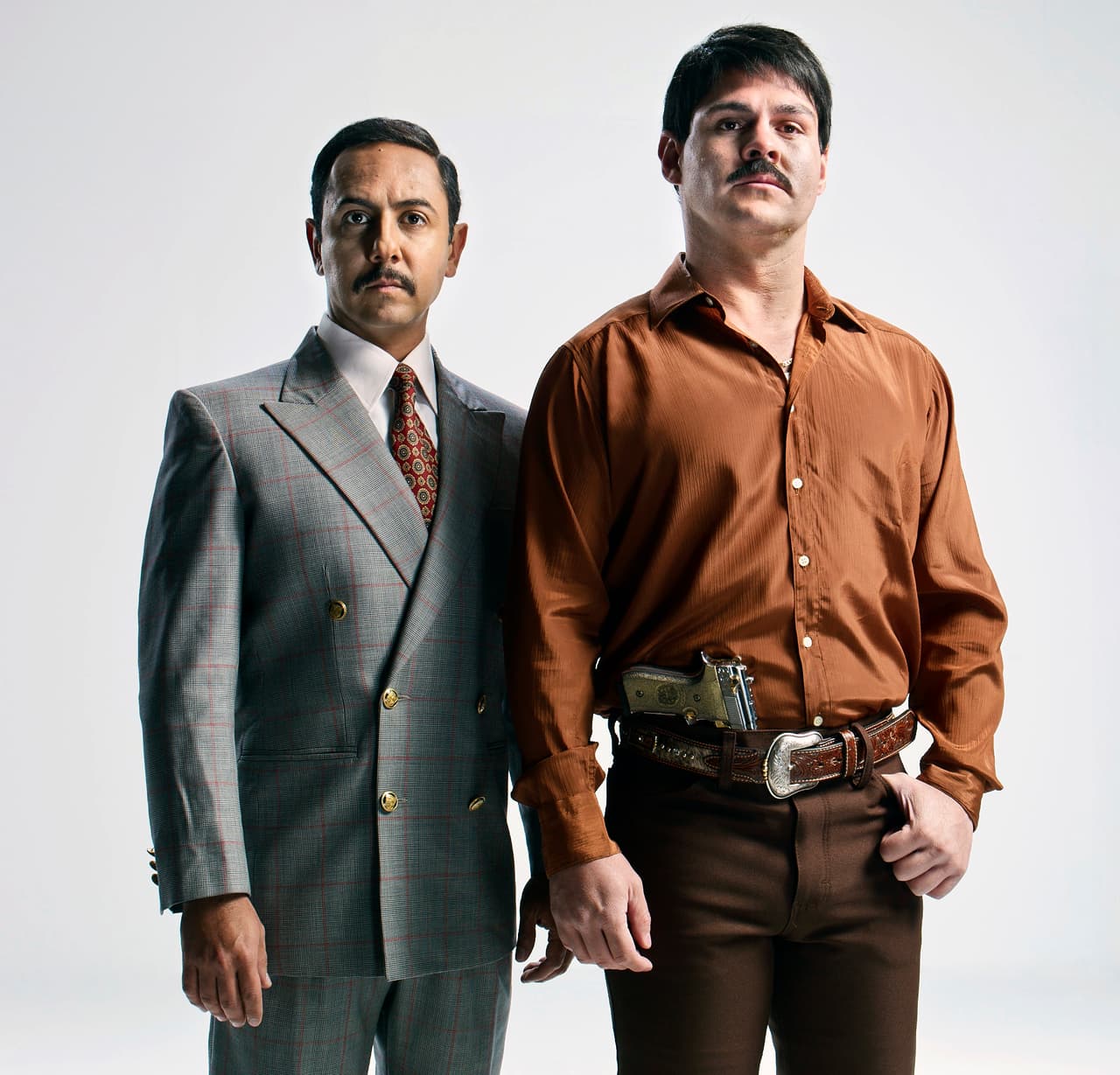 El domingo 17 de septiembre '
<b><a href="http://www.univision.com/series/el-chapo" target="_blank">El Chapo</a></b>' vuelve para recuperar su libertad y cobrar cuentas con sus enemigos. Conoce al gran elenco que se une a la 
<b><a href="http://www.univision.com/series/el-chapo/la-segunda-temporada-de-el-chapo-llega-en-primicia-mundial-por-univision-en-septiembre-video" target="_blank">segunda temporada de la serie</a></b>.