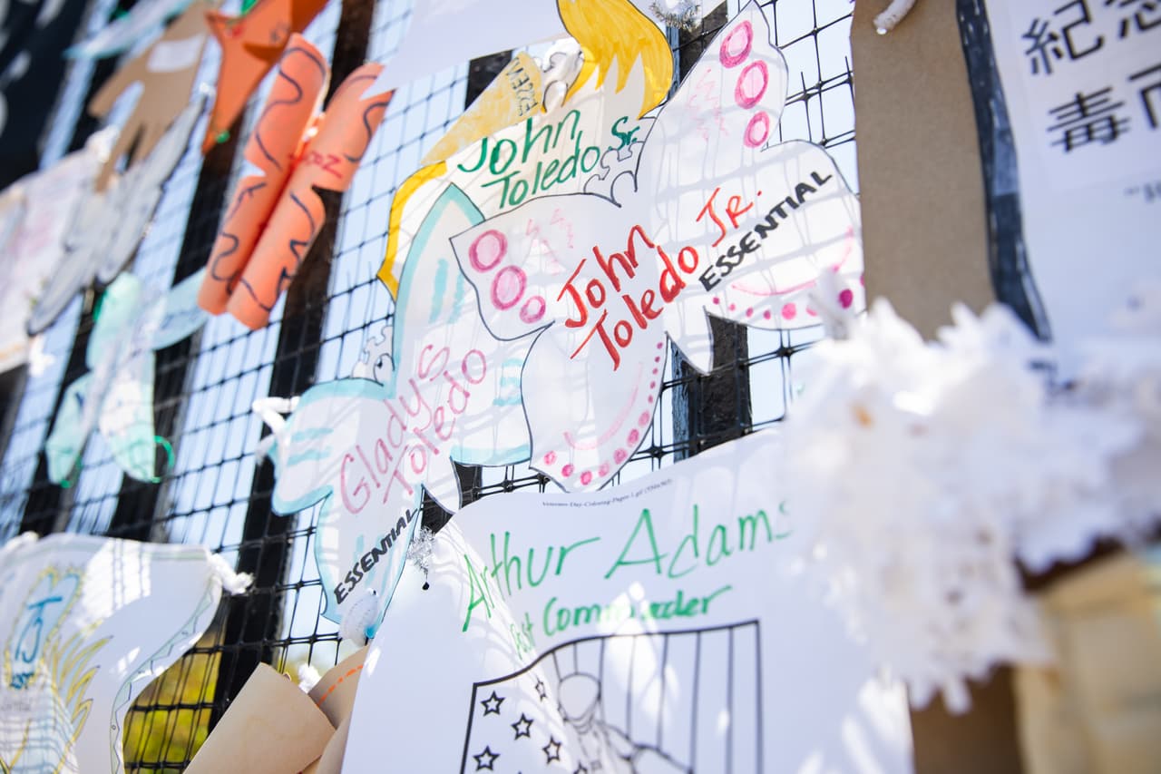 El mural en Sunset Park para recordar a las víctimas del coronavirus.