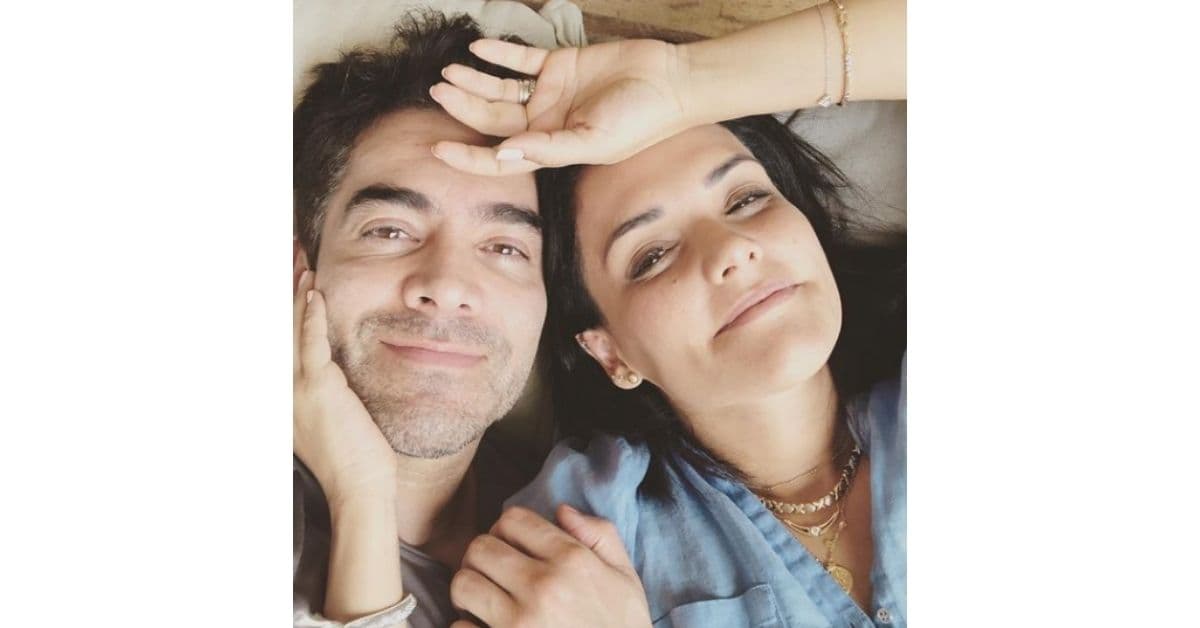 Omar Chaparro y su esposa