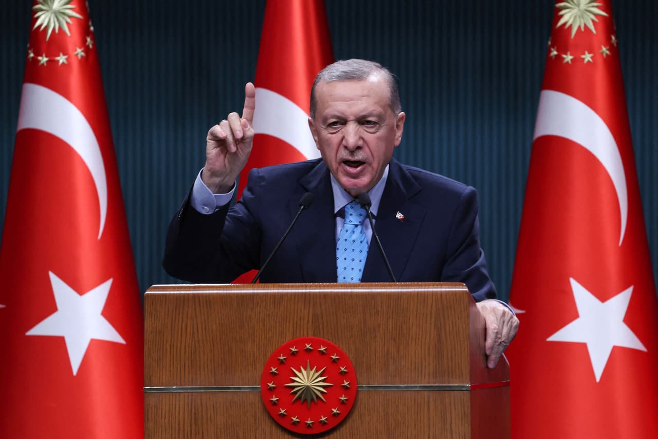 <h2 class="cms-H2-H2">15. Turquía celebra elecciones en junio</h2>
<br>
<br>Las elecciones turcas están previstas para el 18 de junio de 2023 y la situación geopolítica de la región, azuzada por la guerra en Ucrania y las tensiones en Oriente Medio, hace que la atención sea aún mayor. Se espera que el presidente Recep Tayyip Erdogan (quien ha estado en el poder tanto como mandatario como primer ministro desde 2003) se presente de nuevo como candidato.