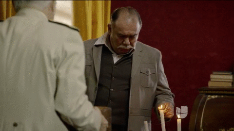 Tras el homicidio de Jimena, una prostituta del pueblo, el Detective Ayala tendrá que ir al lugar de los hechos para descubrir al culpable.