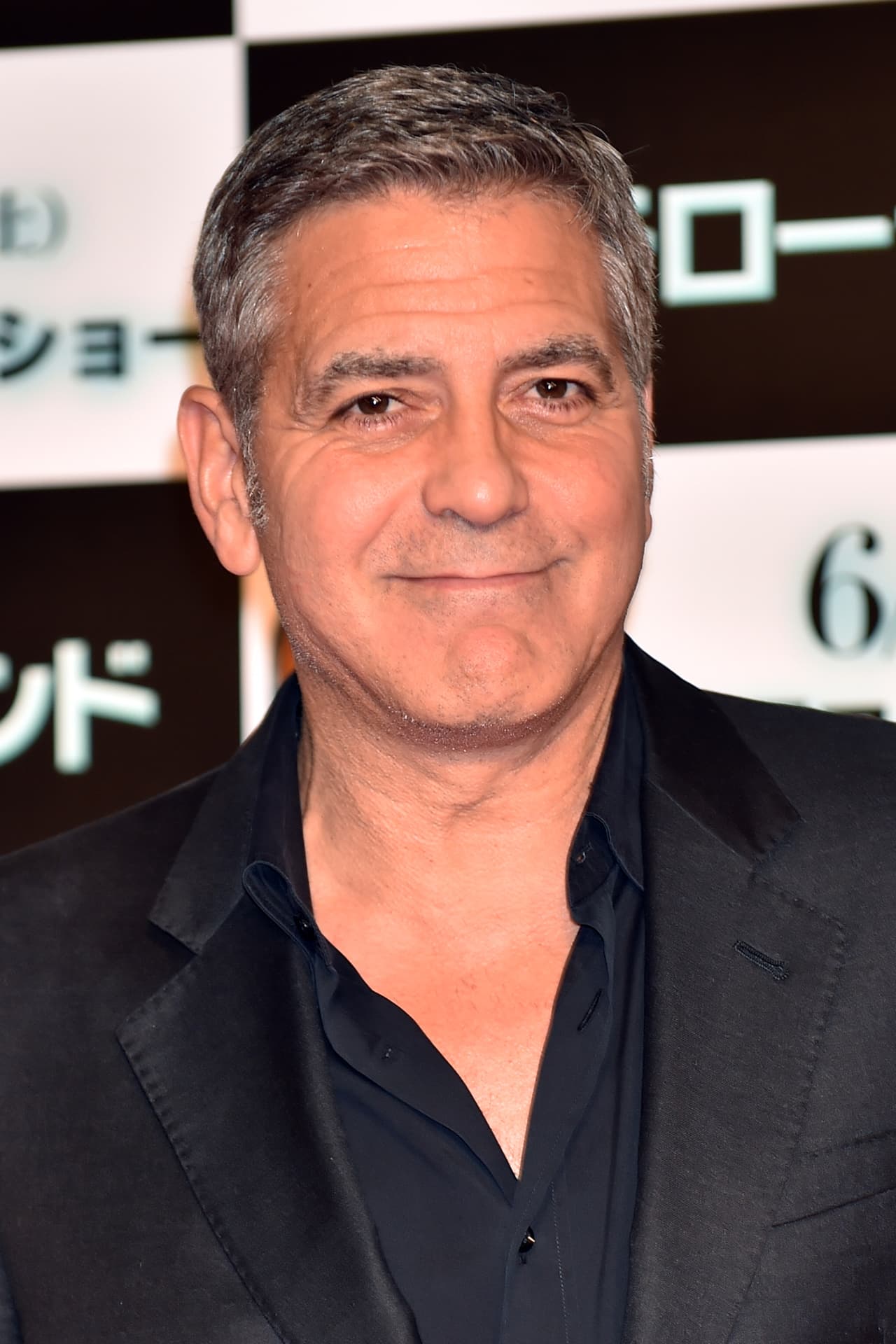 Clooney presentó su película con Disney, 'Tomorrowland', con gran éxito en Japón.