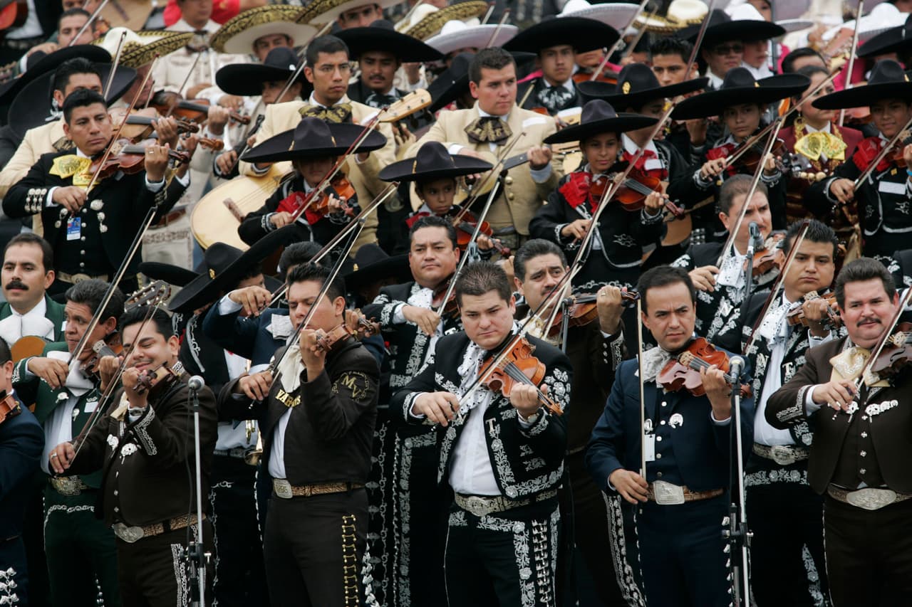 Probablemente más de una ocasión has celebrado, cantado y hasta bailado al son de un Mariachi.
