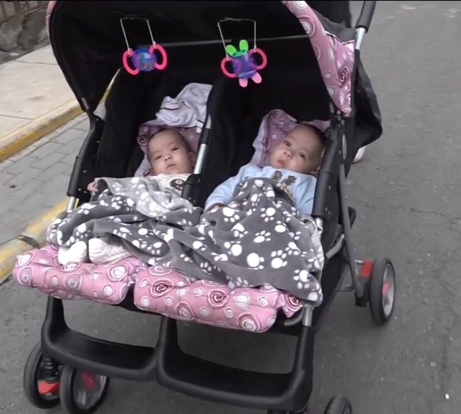 Una pareja venezolana que huyó de su país inmerso en una severa crisis social y económica, recibió la noticia de un nuevo embarazo con mucha felicidad,
<b>mientras intentaban darle lo necesario a su hijo mayor. </b>
<br>