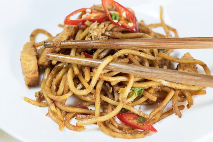 Pollo tailandés con fideos de zucchini    | Reto 28