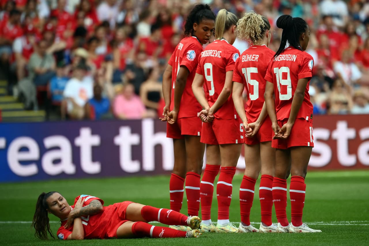 Holanda goleó 1-4 a Suiza en la Jornada 3 con doblete de Romee Leuchter, gol de Victoria Pelova y autogol de Ana-Maria Crnogorcevic.