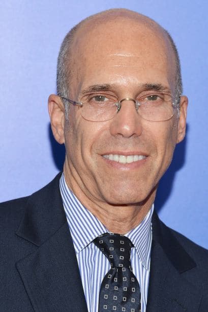 JEFFREY KATZENBERG- El CEO de DreamWorks es otra de las personalidades de Hollywood que abiertamente ha declarado su apoyo a Obama, él es hasta la fecha el mayor donante para la campaña del demócrata. Además de dar $2 millones de su propia fortuna para las "Priorities USA Action", el súper PAC que apoya al presidente, él ha sido una pieza clave para la recaudación de fondos entre su red de amigos ricos para Obama.