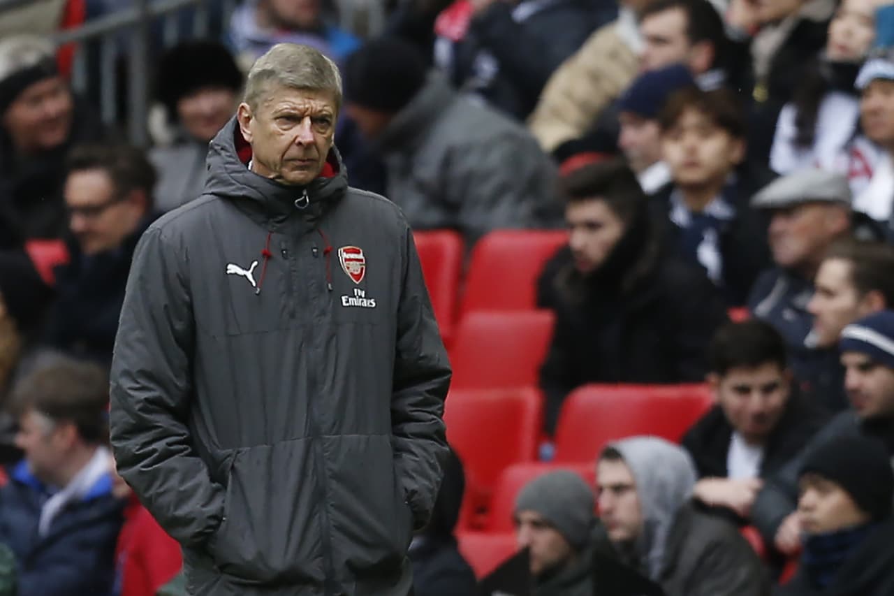 Arsene Wegner no encontró las fórmulas para revertir su suerte con Arsenal como visitante, con lo que su equipo quedó en el sexto lugar de la tabla.