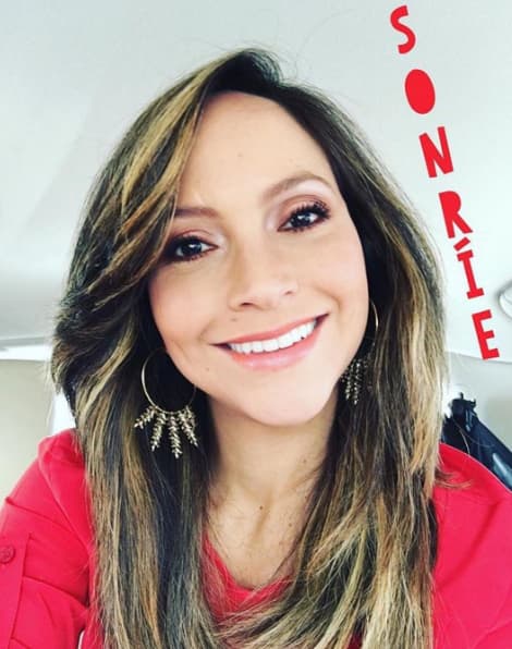 Satcha Pretto: "La felicidad es contagiosa...¡Que su martes este lleno de alegría!". (Agosto 02, 2016)