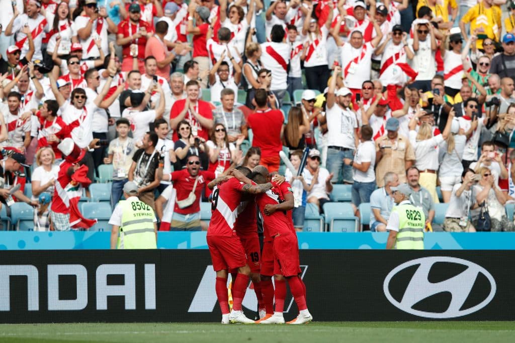 Además fue el gol que rompió la sequía de 36 años en los que los peruanos esperaron para volver a cantar un tanto en un Mundial y de volver a celebrar un triunfo después de 40 años.