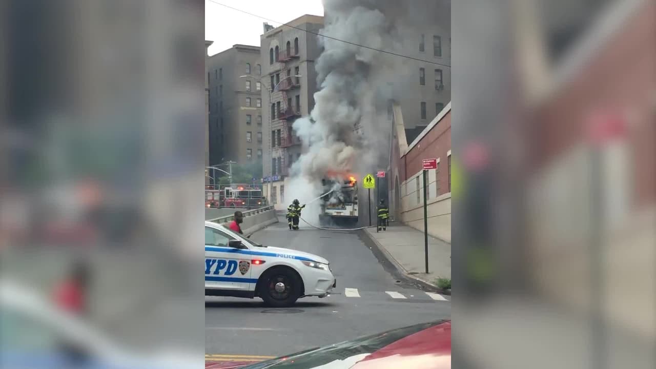 La policía investiga las causas de incendio originado en un autobús de El Bronx 