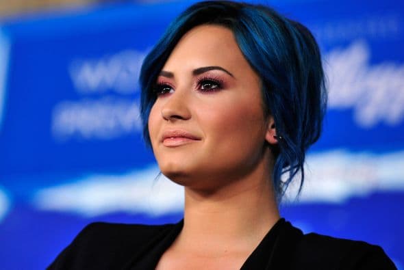 Otra cantante que tuvo qué cancelar una de sus giras de conciertos por estrés y cansancio fue Demi Lovato.