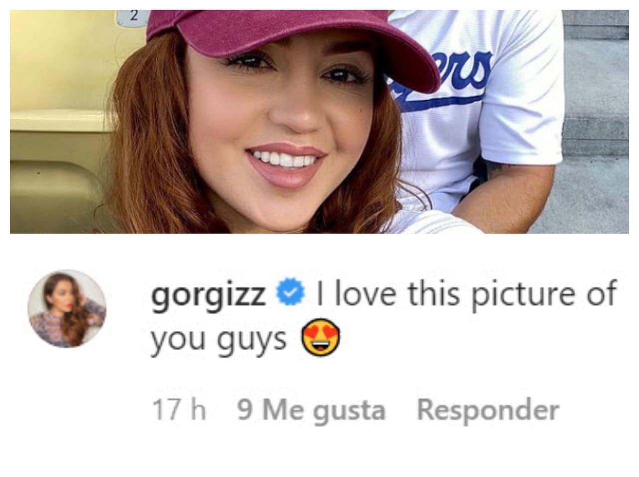 Giselle Soto, la esposa de Lupillo Rivera, quedó encantada al ver la imagen: "Amo esta foto de ustedes, chicos", escribió.
<br>