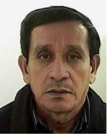 <h3 class="cms-H3-H3"><b>Luis Alonso Velásquez Romano</b> </h3>
<br>
<h3 class="cms-H3-H3"> </h3>
<br>Este salvadoreño de 72 años es buscado por 
<b>violación de un menor o incapaz agravada continuada.</b>
<br>