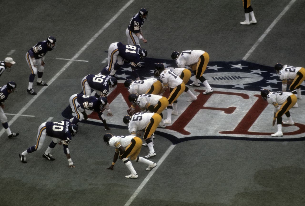 <b>Super Bowl IX: </b>los Minnesota Vikings y los Pittsburgh Steelers fueron los protagonistas de esa edición del Gran Tazón en el Tulane Stadium de New Orleans, mismo escenario de la edición VI.
