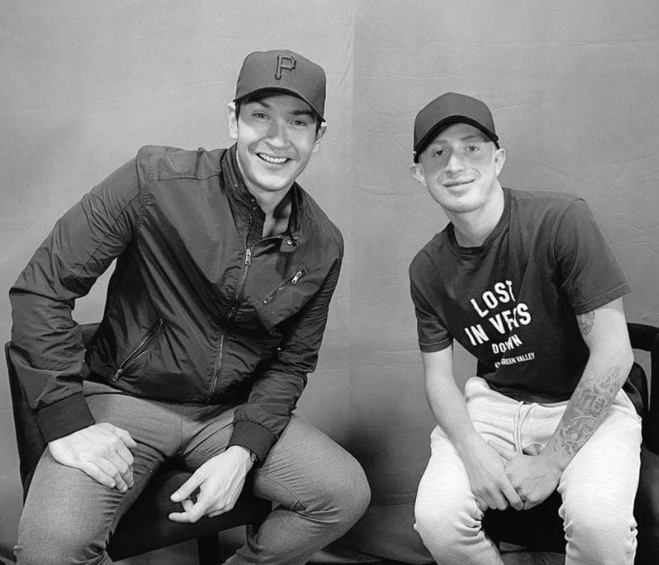 <b>Markin López</b> compartió esta foto junto a Benito, él da vida a Rocko.
<br>