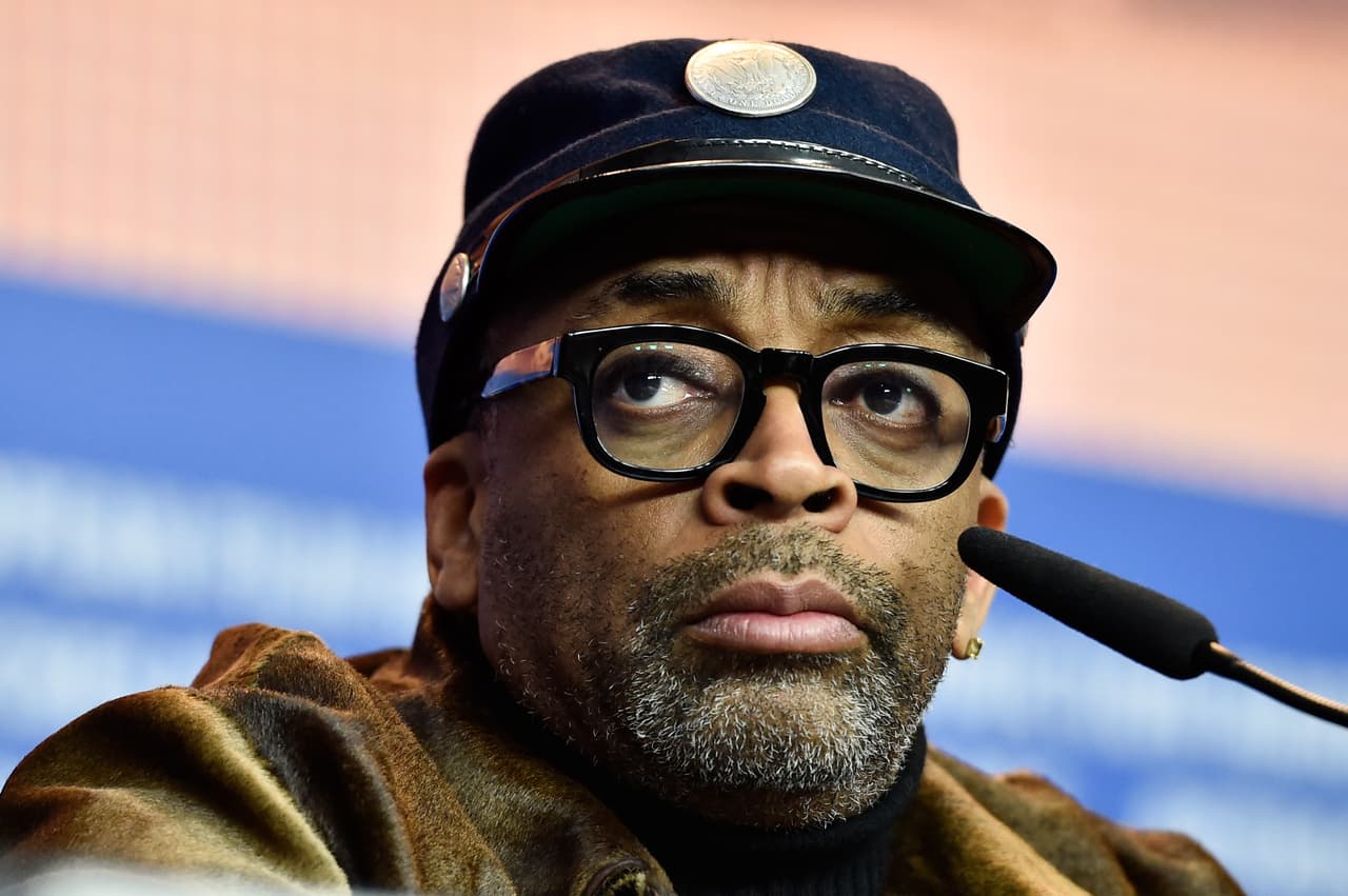 El cineasta Spike Lee también es otro gran fanático de Sanders.