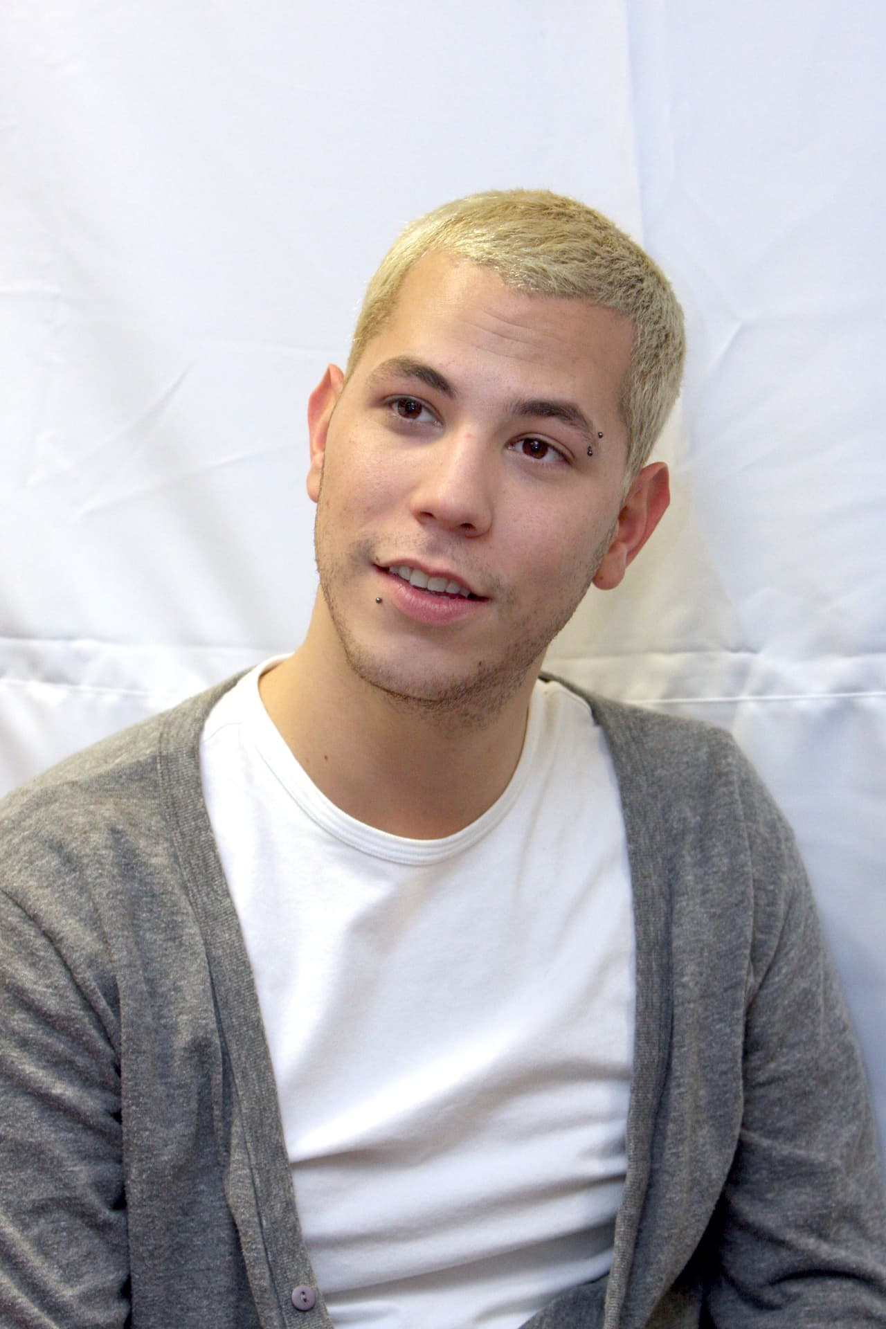 Las perforaciones también eran parte de su 'look'.