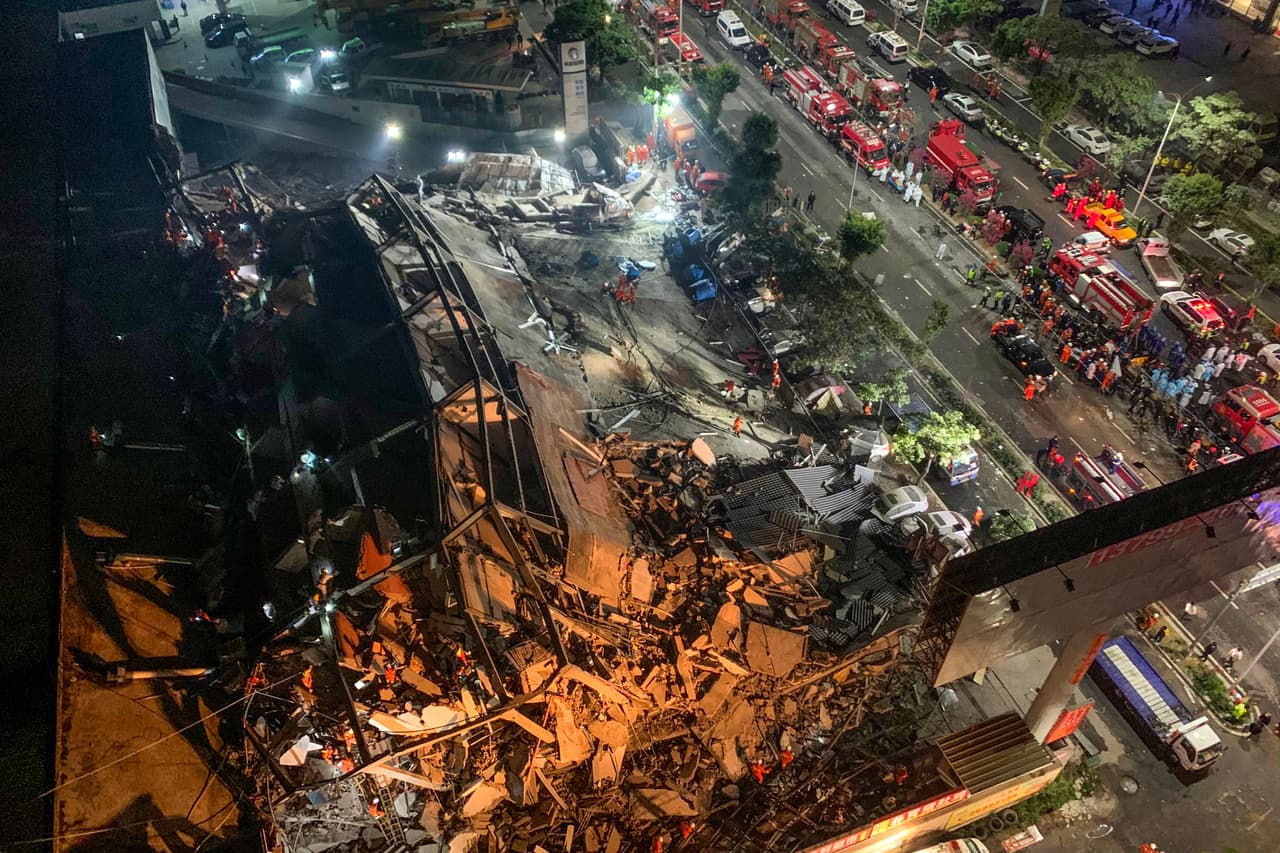 Sobre las 7:30 pm hora local de este sábado, el hotel Xinjia de la ciudad china de Quanzhou se derrumbó, causando la muerte de al menos 10 personas.