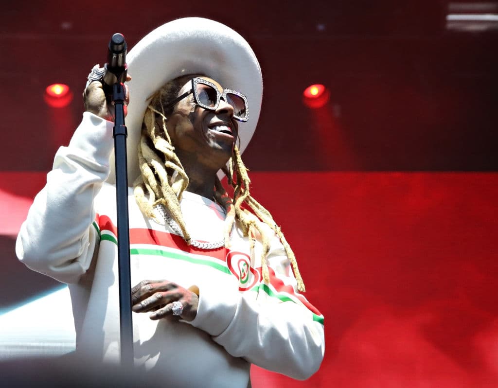 <b>El arma, calibre .45, y chapada en oro</b>, estaba cargada con seis cartuchos de munición.
<br>