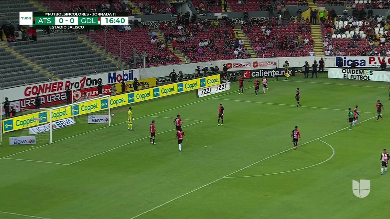 ¡TIRO ATAJADO! disparo por Fernando Beltrán.