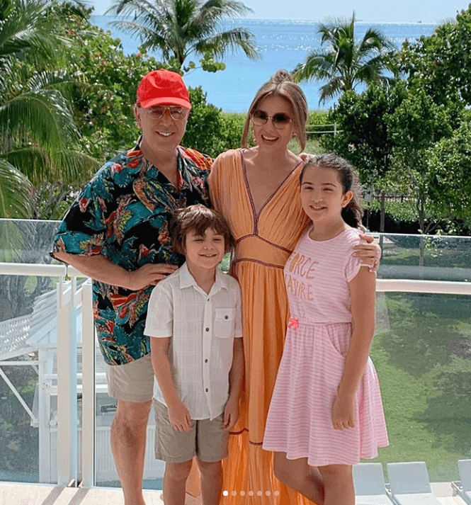 Hace un año muchos le encontraron parecido con una de sus 'Marías'.