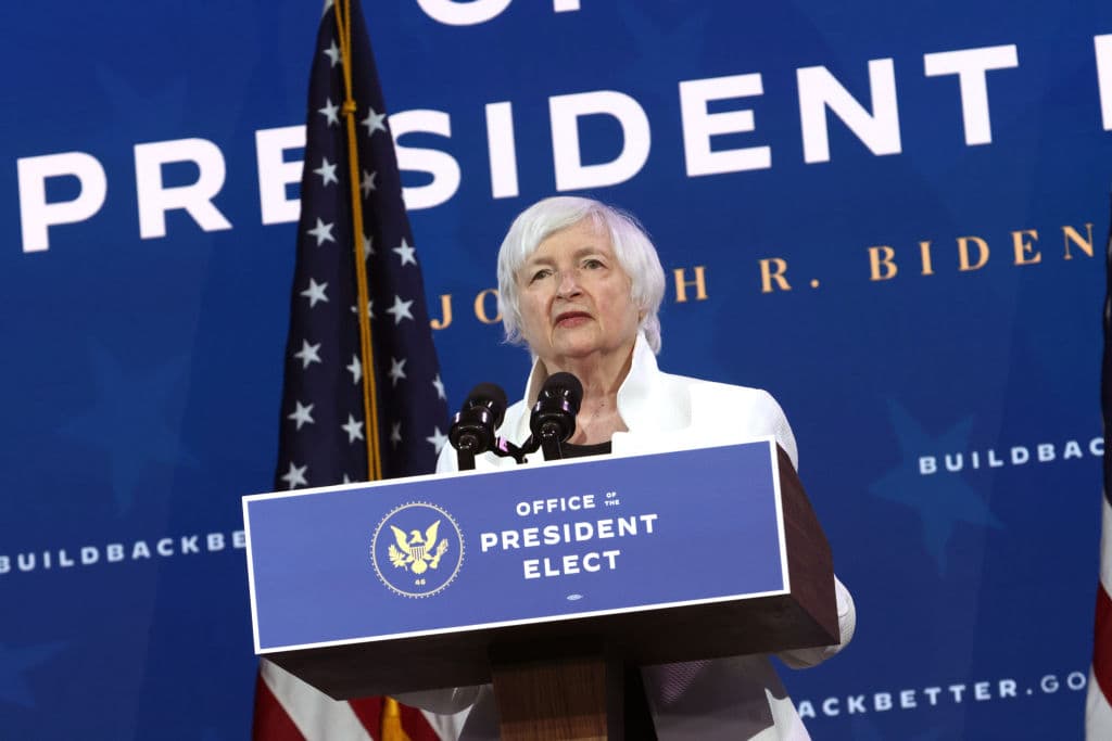La candidata a Secretaria del Tesoro, Janet Yellen, habla durante el evento en que el presidente electo Joe Biden nombró al equipo económico, este 1 de diciembre de 2020 en Wilmington, Delaware.