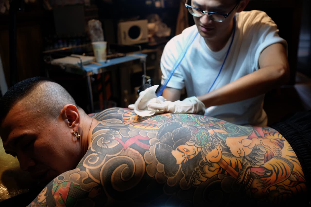 Estudios de arte corporal (tatuajes) pordrán abrir desde el viernes 24 de abril.