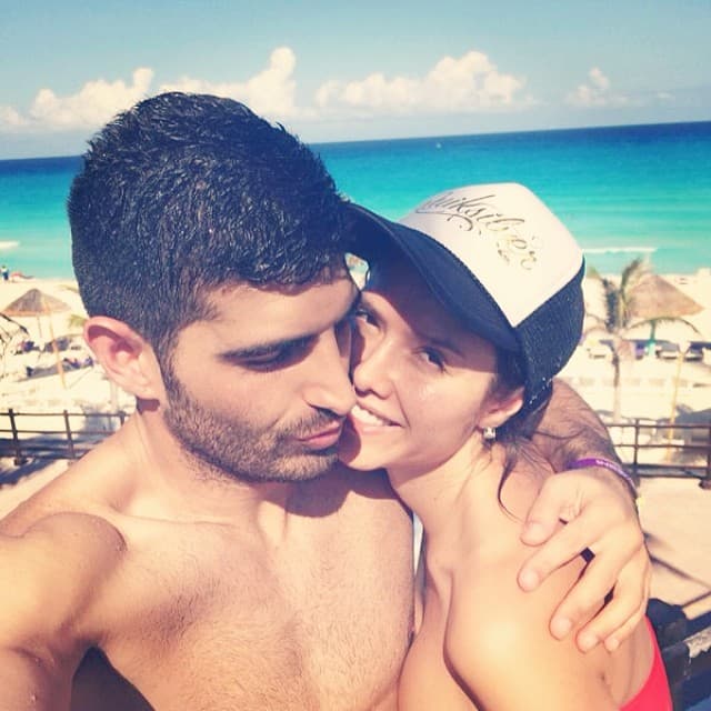 La la mexicana estuvo vinculada emocionalmente con el coach, productor, actor y modelo israelí Guy Davidyan, que estudió actuación en el Centro de Educación Artística de Televisa (CEA).