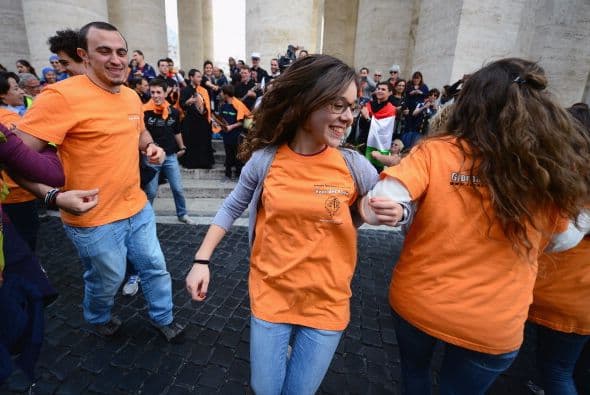 Aunque los fieles encontraron formas de matar el tiempo.