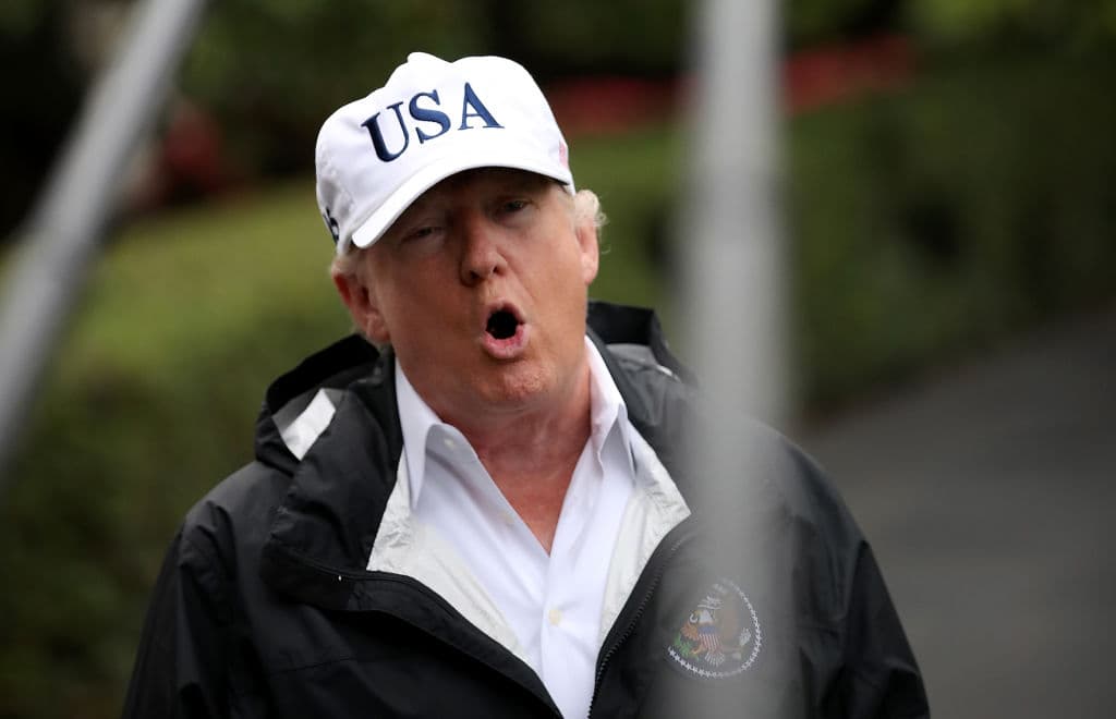 Trump visita Naples y Fort Myers para ver los destrozos que dejó el huracán Irma en Florida