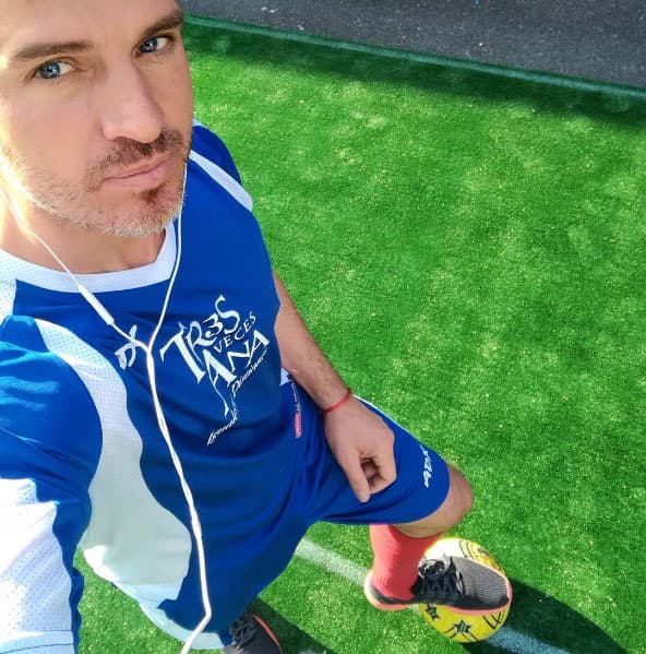 Fumazoni también formó parte del equipo contario al de Rulli, dos argentinos se enfrentaron en la cancha.