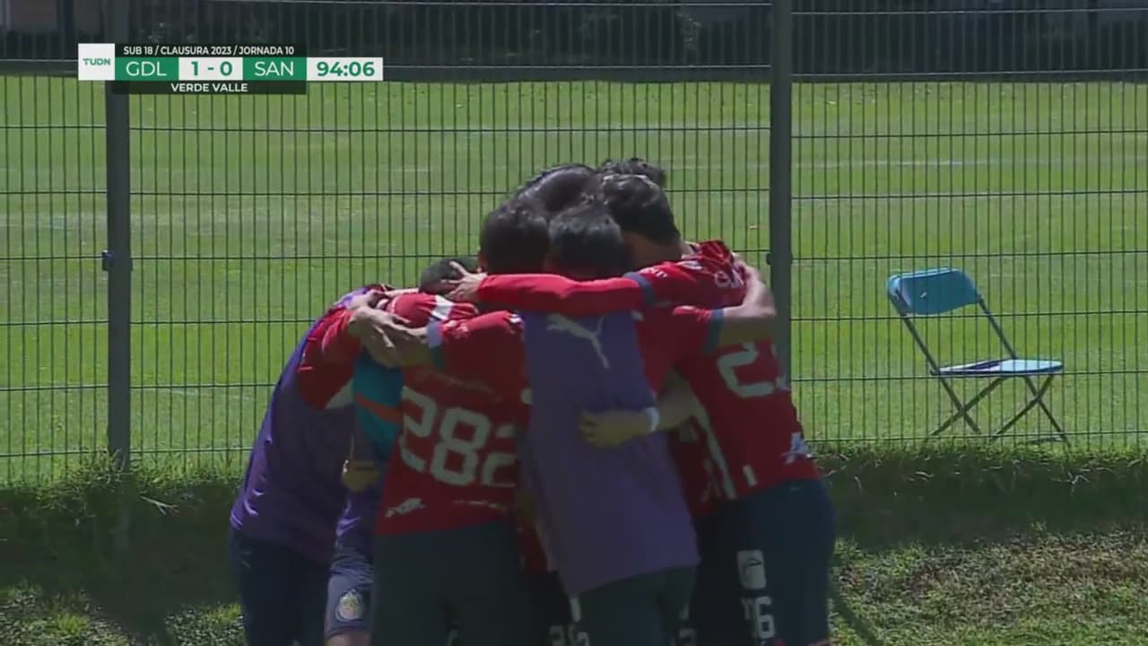 Resumen Sub-18 | Chivas ruge como local y vence 2-0 a Santos en Verde Valle