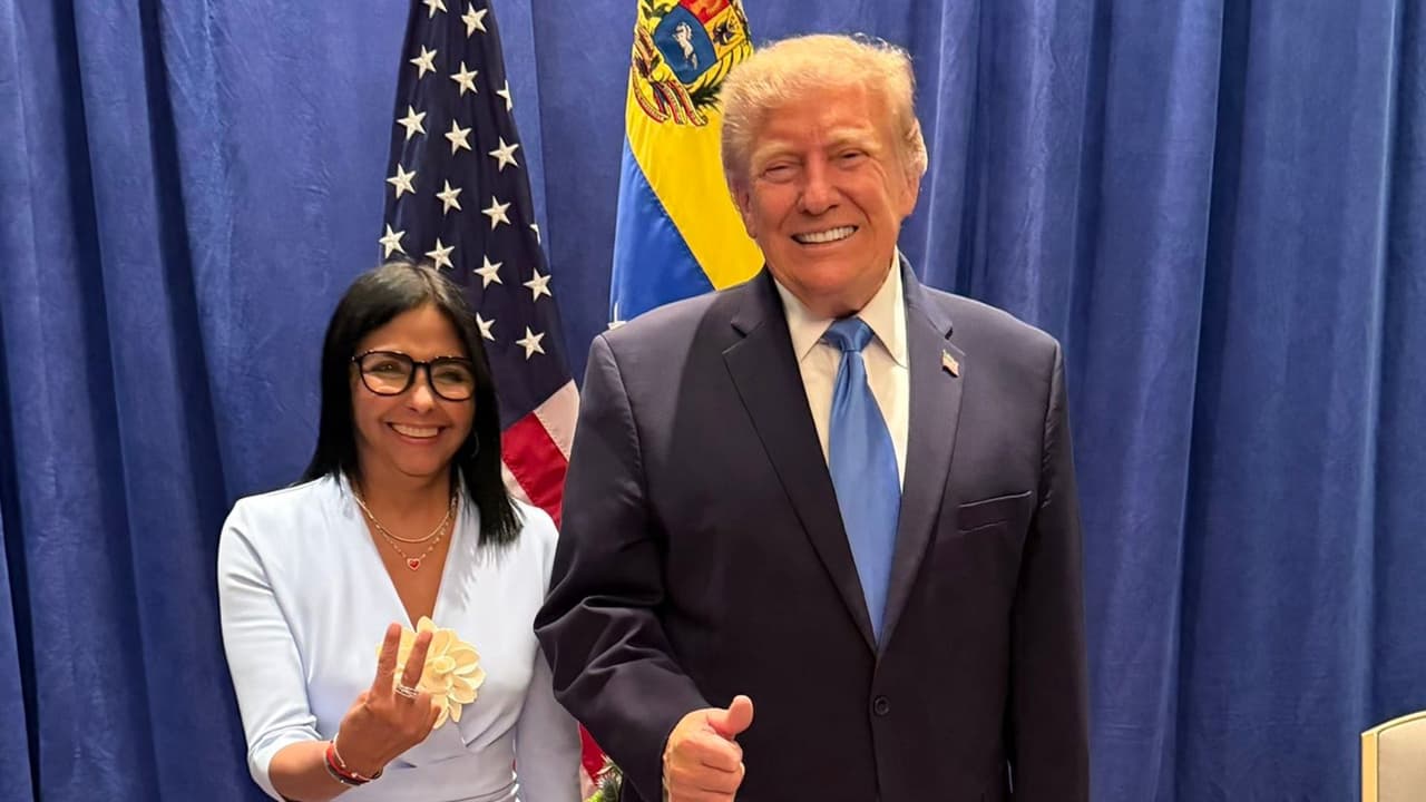 Delcy Rodríguez ante líderes mundiales en la ONU: Una visita entre protestas y una foto viral
