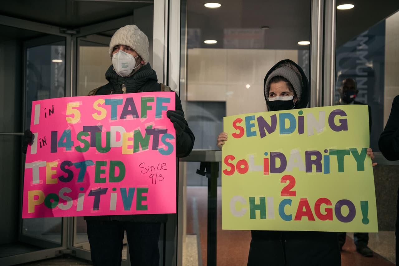 Y es que de acuerdo a información del Departamento de Educación, se han reportado más de 38 mil casos de covid-19 tanto entre estudiantes como maestros de Nueva York durante el descanso invernal.