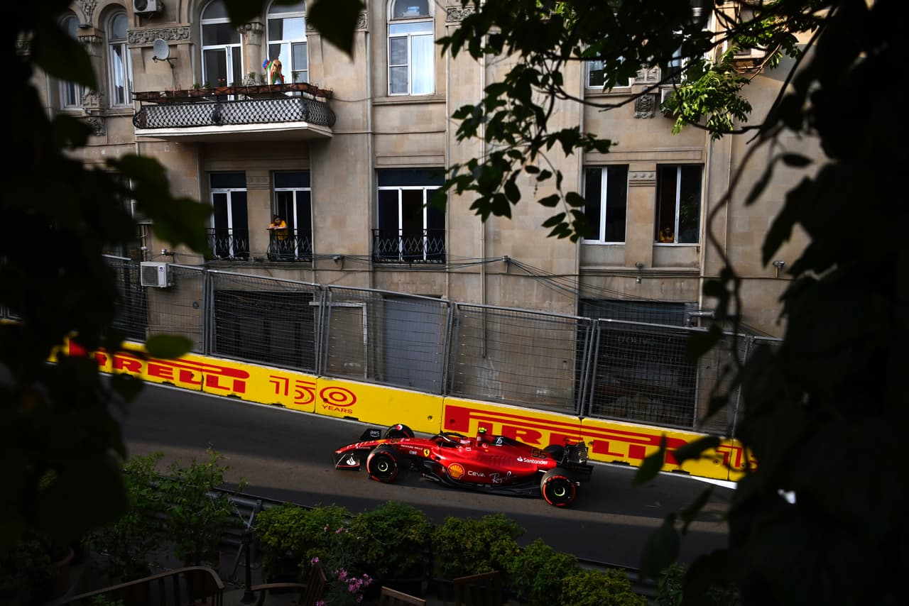 A diferencia de algunos objetos callejeros, Bakú cuenta con algunas pendientes complicadas.
<br>