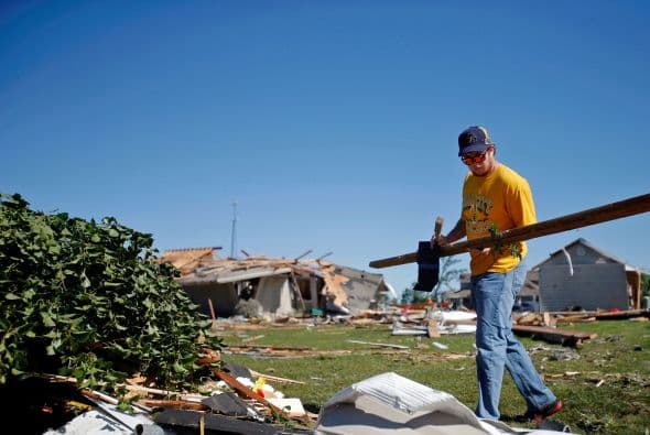 Terry Halliday, alcalde de Coal City, dijo estar "muy preocupado" por las severas tormentas que han azotado el área, publicó NBC Chicago.