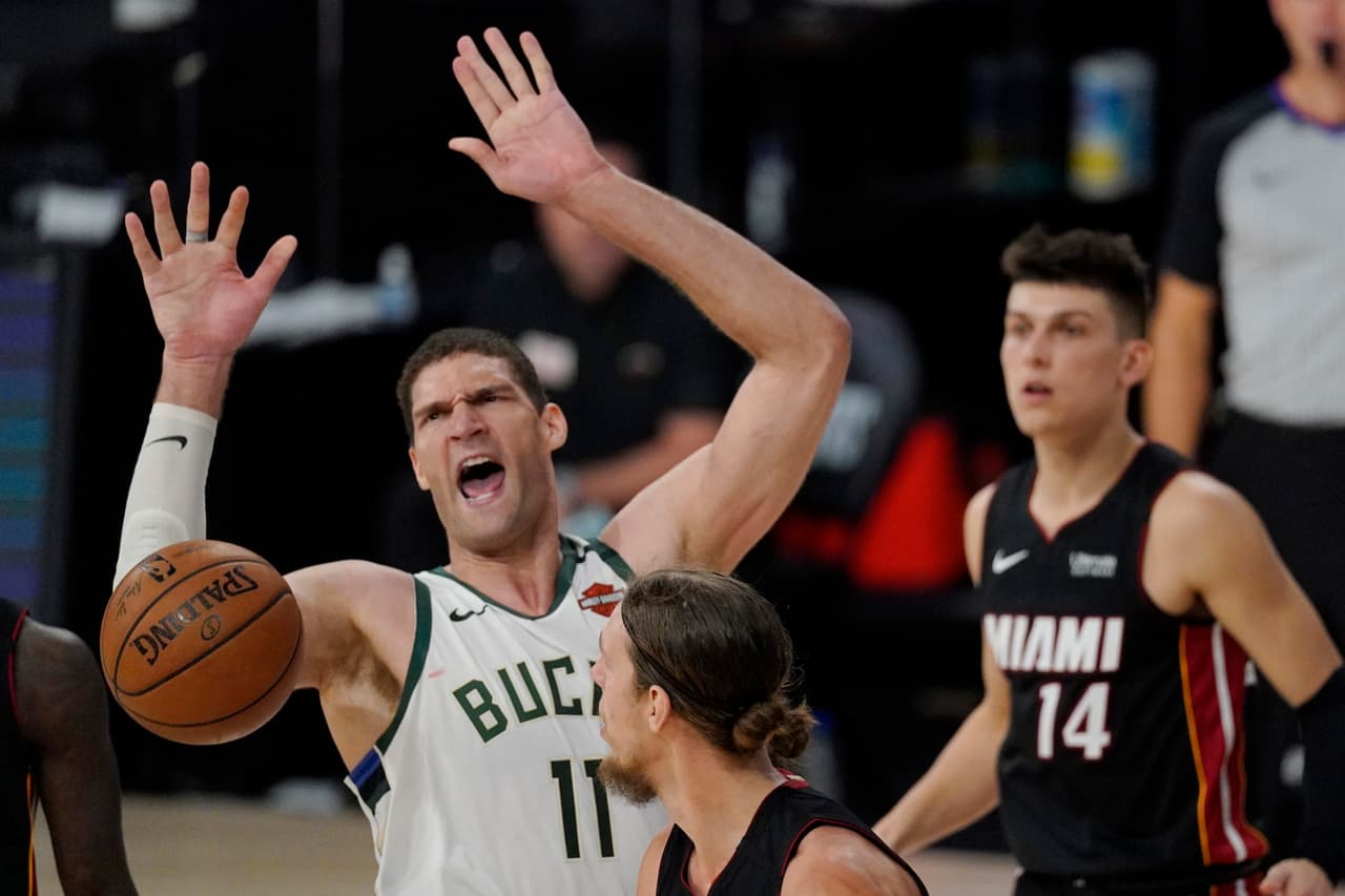 Con un marcador de 103-94 a favor, el Miami Heat finiquita la serie y manda a los Bucks de vuelta a Milwaukee.