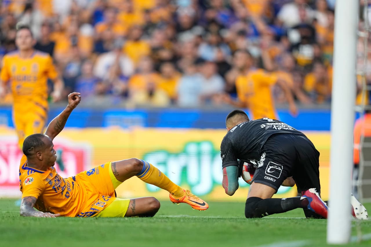 Tigres mantiene paso arrasador y se impone a Tijuana con lo que tomó el liderato del Clausura 2022.