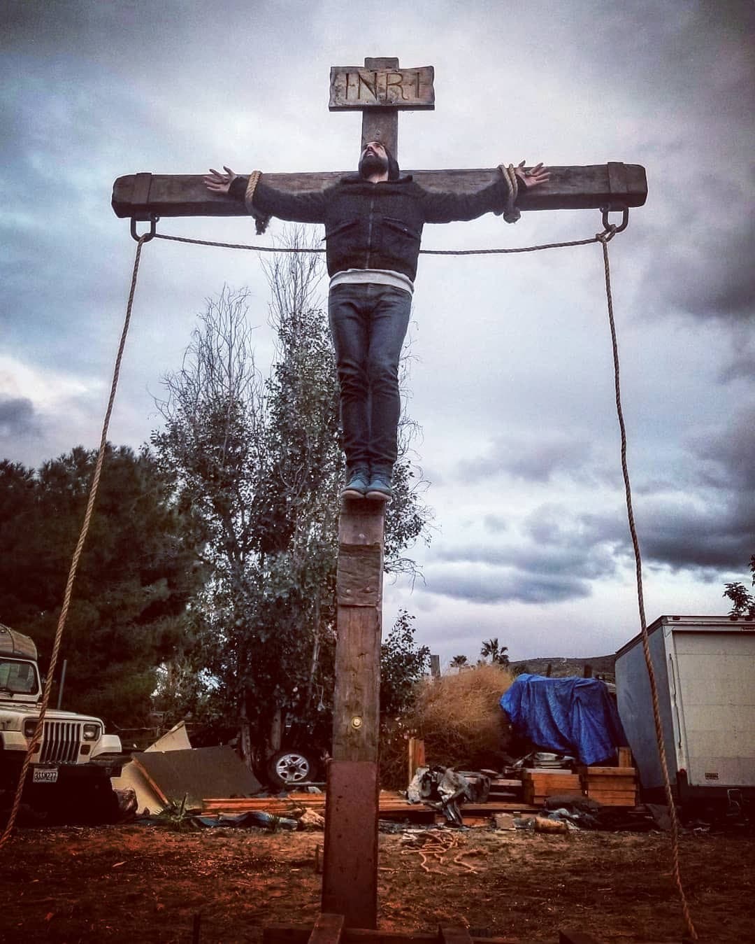 Esta imagen muestra cómo son los ensayos. No dejes de ver a Keven Ramírez en Reto 4 Elementos a las 7PM/6C por Unimás.