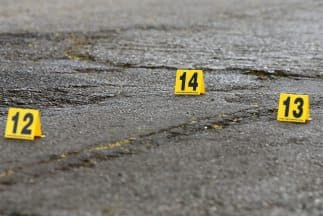 Los agentes balearon de muerte a un hombre en el vecindario de South Shore después que les apuntó con un arma. (Imagen de Archivo).