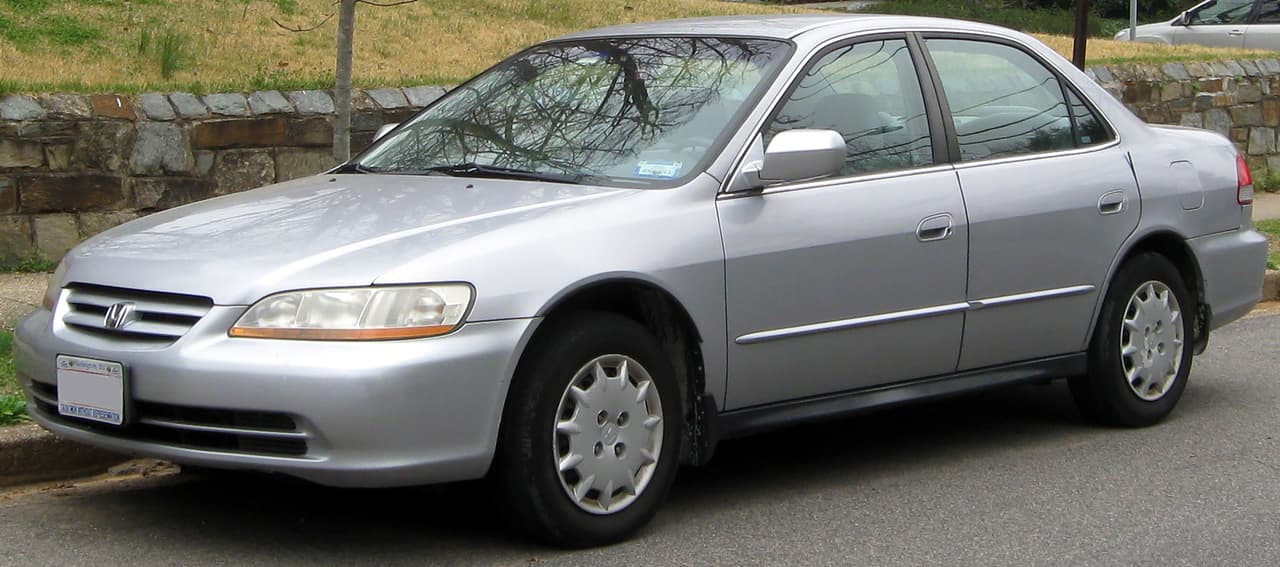 <b>2001: Honda Accord</b>
<br>
<br>
<b>Total: 414,718 autos vendidos.</b>
<br>
<br>Estados Unidos está por detrás de otros mercados del mundo en los vehículos eléctricos, solo el 1.8% de las ventas en 2020.
<br>