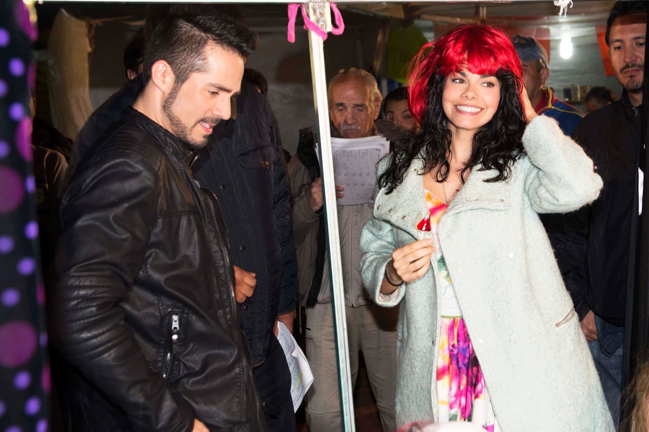 ¿Te gustaría estar al lado de ellos y descubrir cómo graban cada escena?