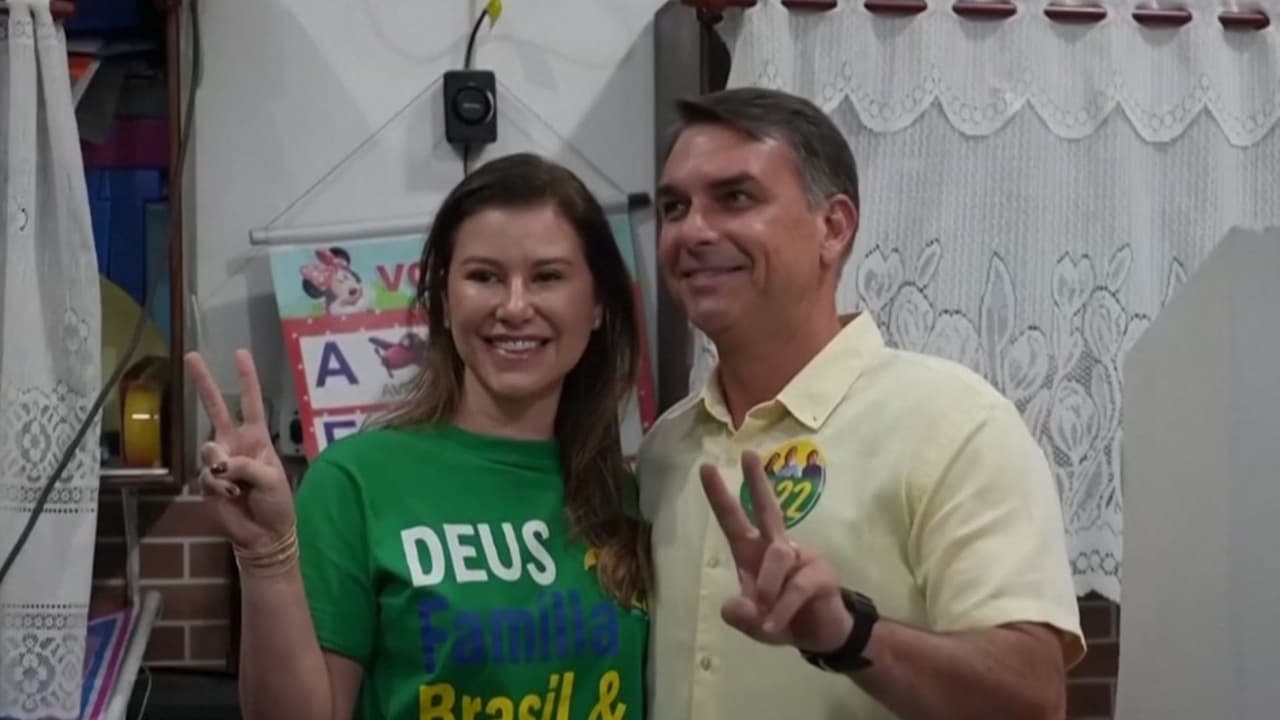 Flávio Bolsonaro y Lula van a segunda vuelta por la Presidencia de Brasil