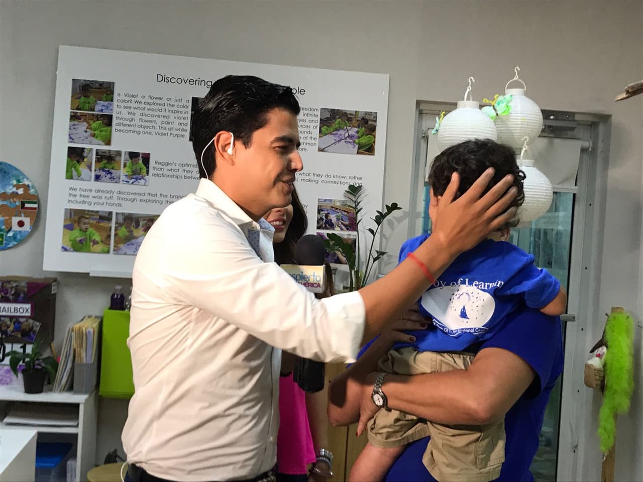 Orlando evitó en todo momento mostrar su gran emoción y que las lágrimas corrieran por sus mejillas.