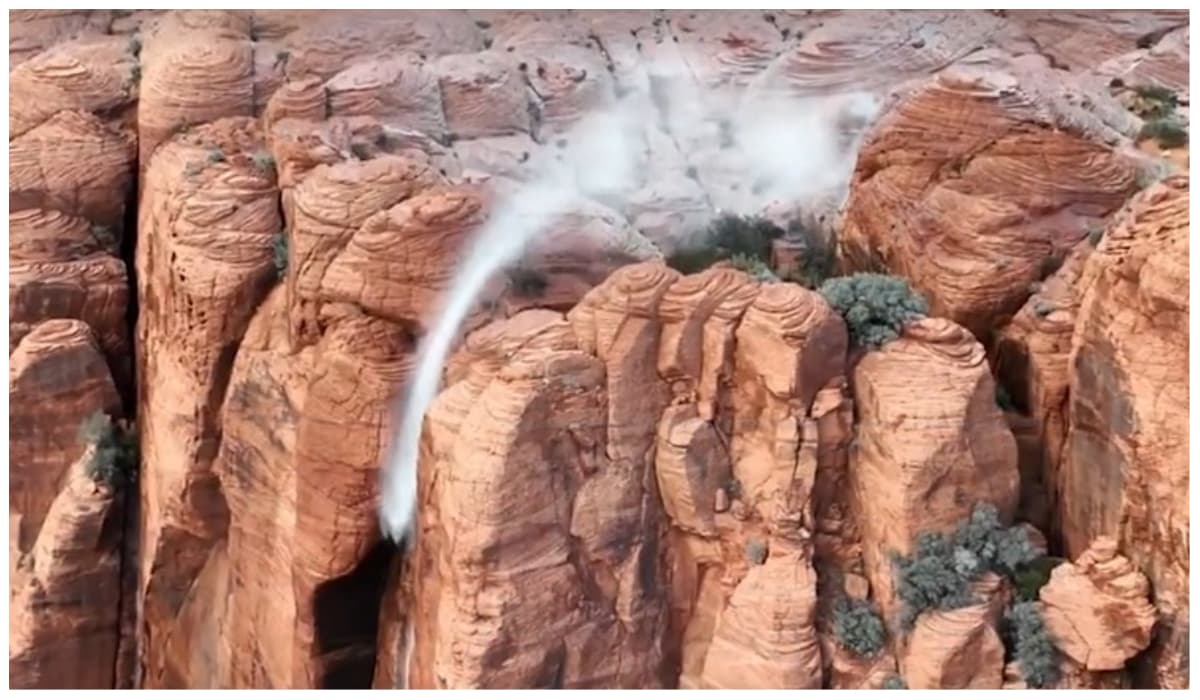 Cascada en Kayenta, St. George en Utah
