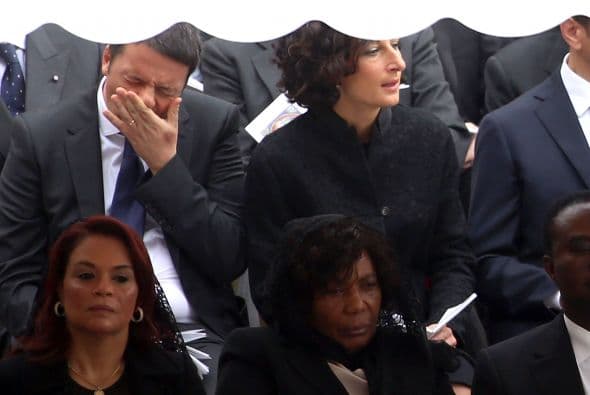 A otro que sorprendimos a mitad de un bostezo fue al primer ministro italiano Matteo Renzi.