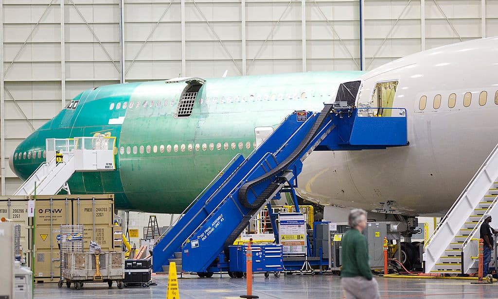 Atlas Air recibió el martes de Boeing la última unidad del icónico avión, inconfundible por su 'joroba'.